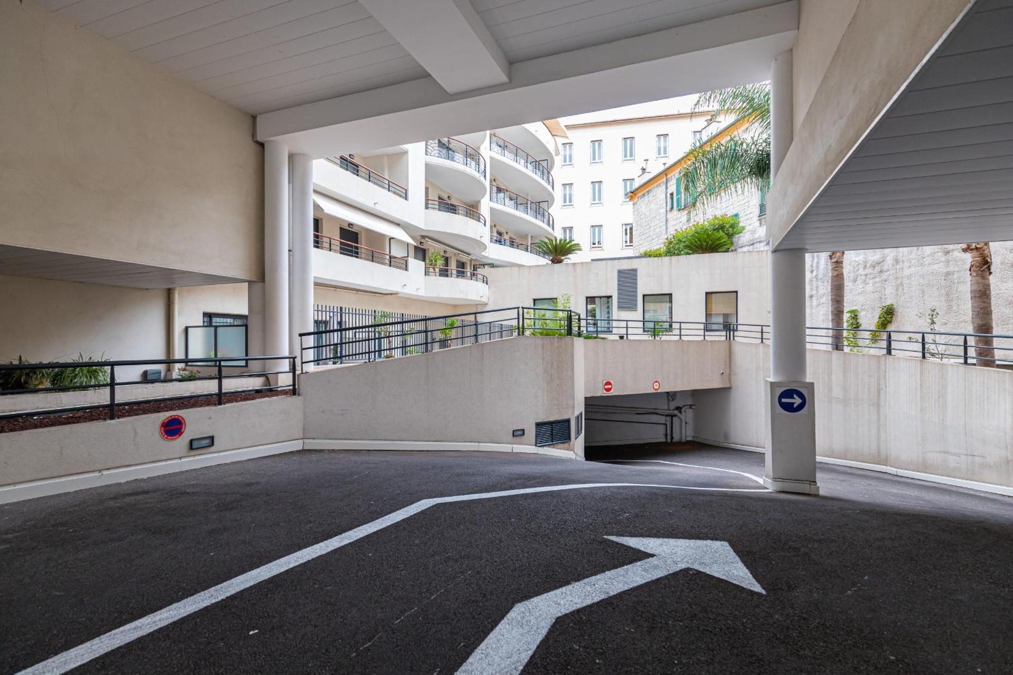 Nice 1 Bedroom Downtown Carre D'Or With Garage 외부 사진