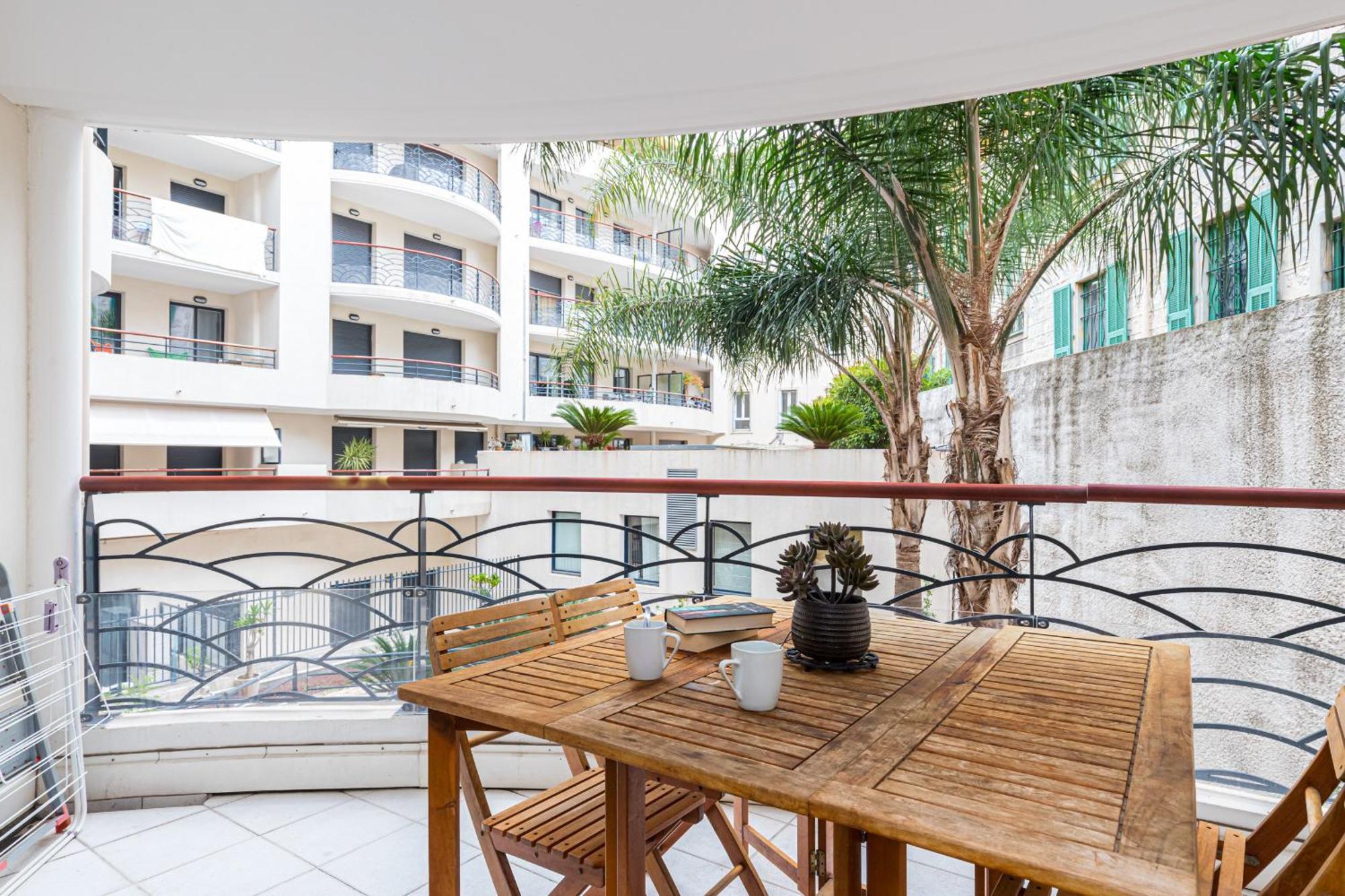 Nice 1 Bedroom Downtown Carre D'Or With Garage 외부 사진