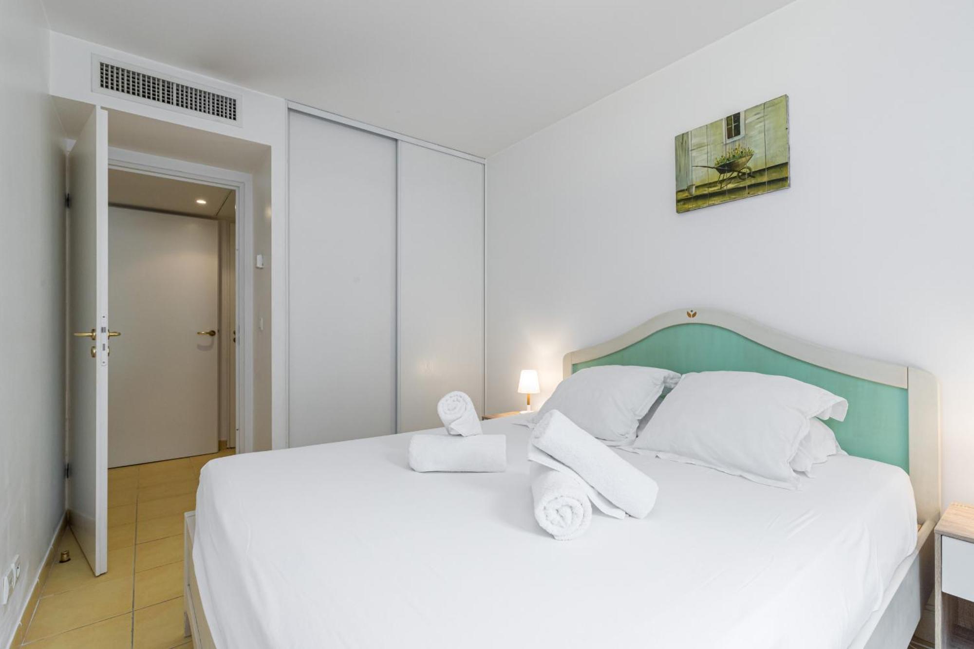 Nice 1 Bedroom Downtown Carre D'Or With Garage 외부 사진