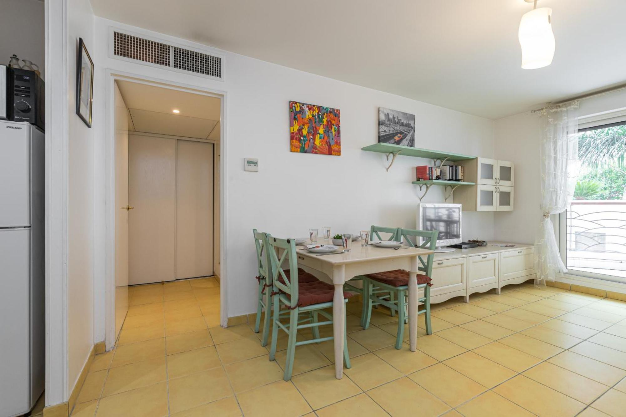 Nice 1 Bedroom Downtown Carre D'Or With Garage 외부 사진